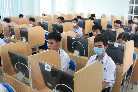 Hội thi Tin học trẻ tỉnh Kiên Giang khuyến khích chuyển đổi số