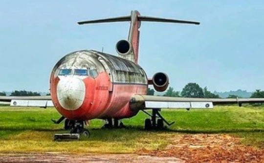 Máy bay bị bỏ quên hơn chục năm ở sân bay Nội Bài, điều lạ lùng chưa ai biết