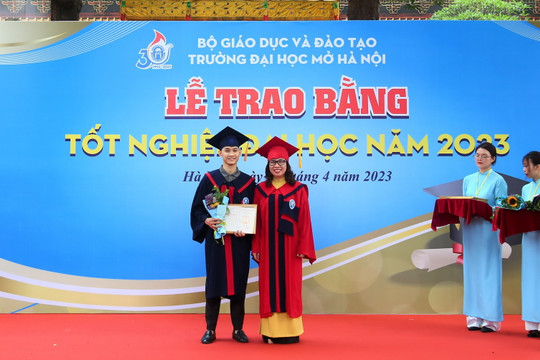 Hơn 1000 vị trí việc làm cho tân cử nhân Trường ĐH Mở Hà Nội