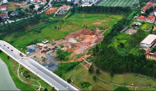 Lâm Đồng sẽ đấu giá một số khu đất 'vàng' để lấy vốn làm cao tốc Tân Phú - Bảo Lộc và Bảo Lộc - Liên Khương