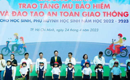 Hơn 1,300 phụ huynh và học sinh lớp Một, lớp Hai được đào tạo kiến thức an toàn giao thông tại TP Hồ Chí Minh