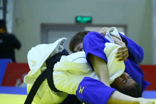 Sẽ có người Ukraine đấu SEA Games, thách thức cho võ sĩ Việt Nam