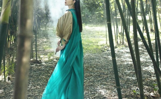 "Chim công làng múa" khoe vẻ đẹp nữ tính trong lụa, vải organza