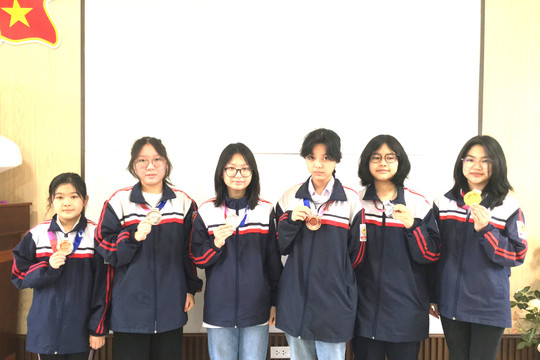 Học sinh Phú Thọ đạt giải cao ở 2 cuộc thi quốc tế FISO và AMC8