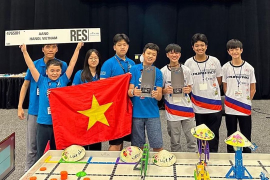 Học sinh Hà Nội đạt giải tại cuộc thi vô địch thế giới VEX IQ