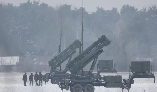 Ukraine tuyên bố "dùng Patriot bắn hạ tên lửa siêu âm Nga"