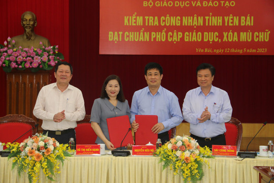 Thứ trưởng Nguyễn Hữu Độ kiểm tra công tác PCGD, XMC tại Yên Bái