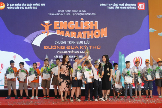 Học sinh Hà Nội tranh tài 'Đường đua kỳ thú cùng tiếng Anh'