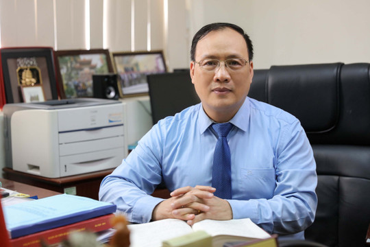 GS Nguyễn Đình Đức làm Chủ tịch Hội đồng trường Đại học Công nghệ