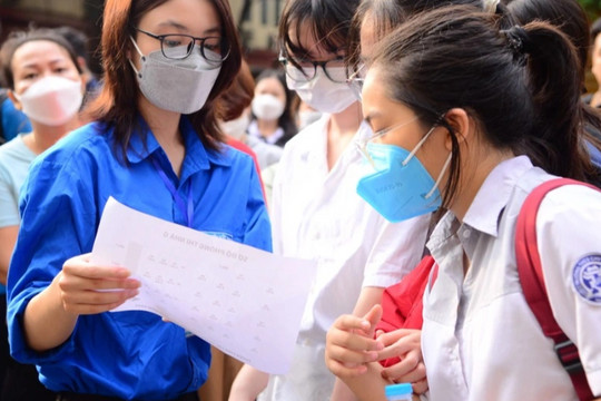 Tỷ lệ chọi vào lớp 10 công lập ở Hà Nội giảm nhẹ so với năm 2022