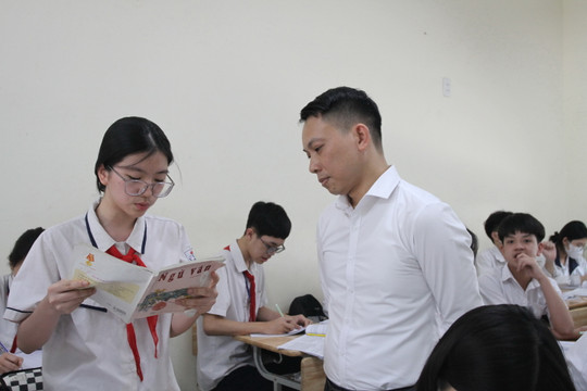 Học sinh Hà Nội tăng tốc ôn tập thi vào lớp 10