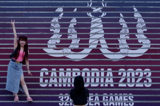 Chấn động Malaysia thất thế ở SEA Games 32: Nhập tịch và sự cố "sàm sỡ" VĐV