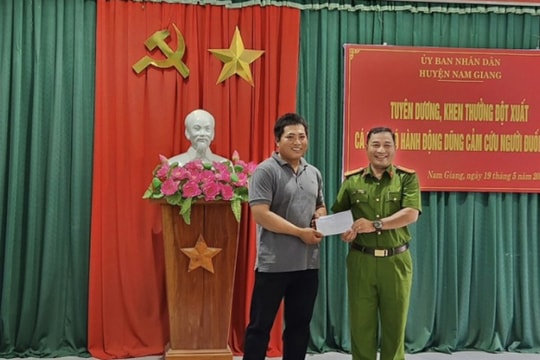Sự thật clip “cứu 4 mạng người được tặng 2 nón bảo hiểm” gây bão tiktok