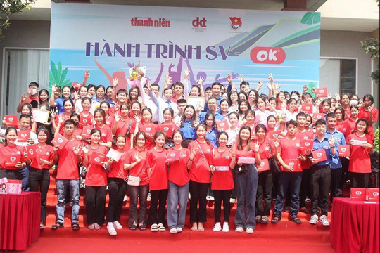 Sinh viên tỉnh Quảng Bình hào hứng với 'Hành trình SV - OK'