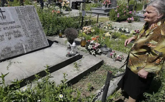 Ukraine và Ba Lan đấu khẩu về các vụ thảm sát trong Thế chiến II