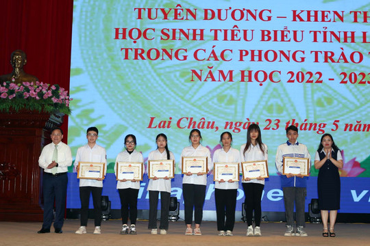 Lai Châu tuyên dương 190 học sinh tiêu biểu
