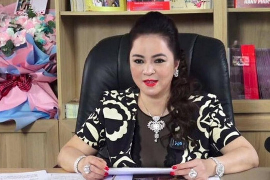Bà Nguyễn Phương Hằng chỉ đồng ý một luật sư bào chữa