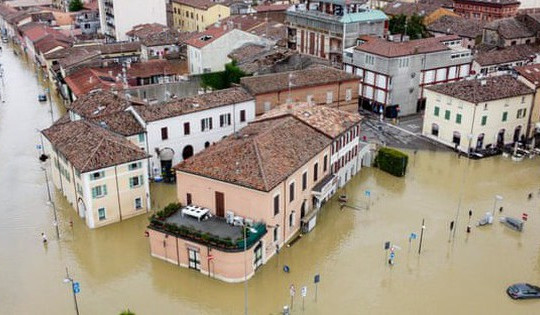 Lũ lụt nghiêm trọng tại Italia: Khủng hoảng khí hậu đã tới châu Âu?