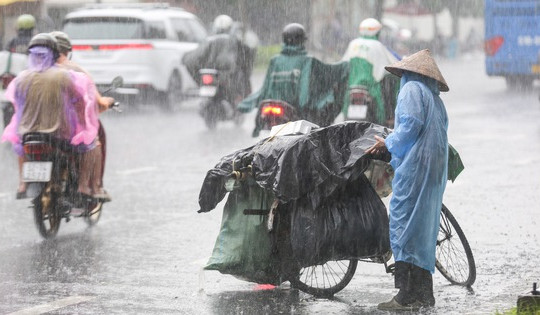Thời tiết hôm nay 28-5: Nam Bộ tiếp tục mưa to, Bắc Bộ nắng trở lại