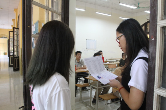 Tỉ lệ chọi vào trường THPT chuyên ở Hà Nội năm 2023 đều tăng