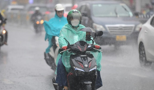 Thời tiết hôm nay 30-5: Nắng gắt tại Bắc Bộ, mưa diện rộng từ Bình Thuận đến Cà Mau