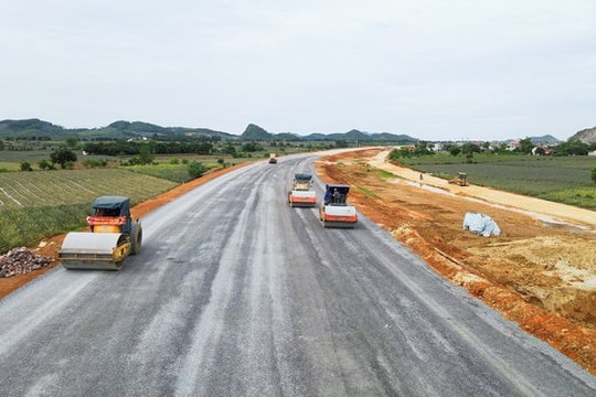 Cao tốc Bắc - Nam giai đoạn 2 đã giải ngân được hơn 13.600 tỷ đồng
