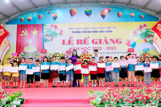 Trường tiểu học Đinh Tiên Hoàng ở Phú Thọ có hơn 600 giải tỉnh và quốc gia