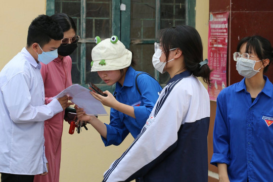 Hơn 16.800 thí sinh Hưng Yên làm thủ tục dự thi vào lớp 10