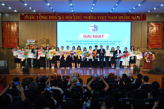 Ngày hội nghiên cứu, sáng tạo của SV Trường ĐH Ngoại ngữ Đà Nẵng