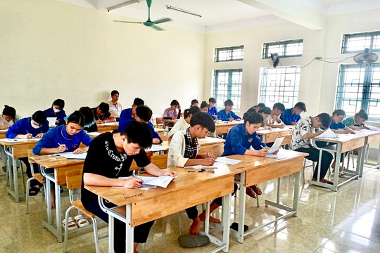 Học sinh vùng cao Hà Giang gấp rút ôn thi tốt nghiệp THPT 2023