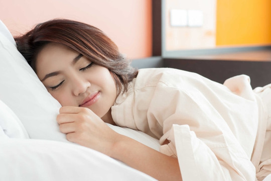 5 mẹo giúp ngủ ngon trong thời tiết oi bức vô cùng đơn giản