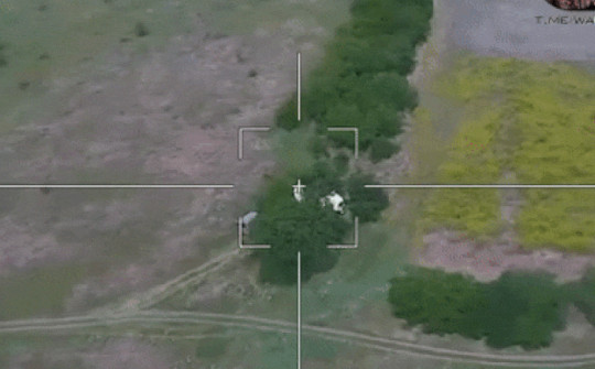 Video: UAV Lancet của Nga tập kích hệ thống phòng không hiện đại Đức cung cấp cho Ukraine