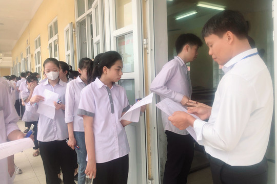 Hơn 22.700 thí sinh Nam Định bước vào thi môn Ngữ văn