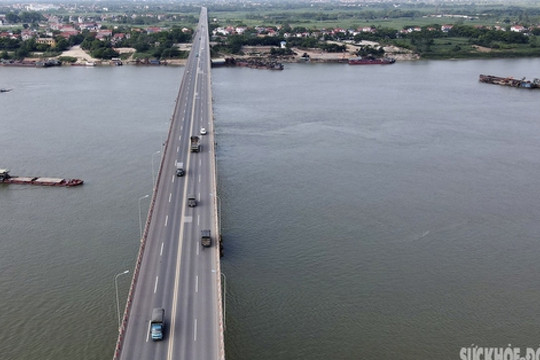 Chiêm ngưỡng cây cầu bắc qua Sông Hồng dài nhất Việt Nam