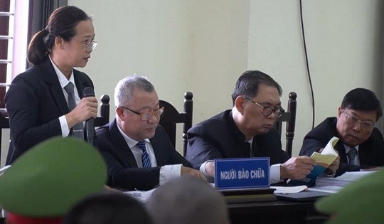 Công an truy tìm 3 luật sư bào chữa cho các bị cáo ở Tịnh thất Bồng Lai