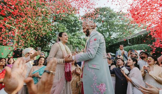 Đám cưới Ấn Độ xa hoa đã trở lại hoành tráng hơn bao giờ hết