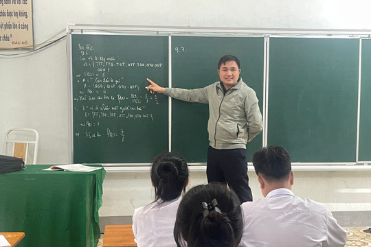 Hơn 78% học sinh Hà Tĩnh đăng ký tổ hợp KHXH