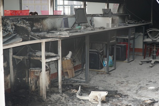 Thêm nhiều đối tượng tấn công trụ sở xã ở Đắk Lắk ra đầu thú