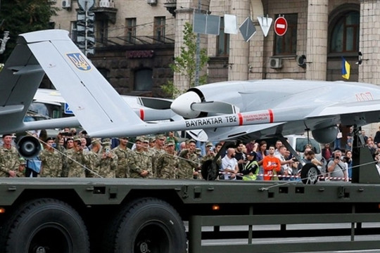 Chiến sự Nga - Ukraine “vỗ béo” nhà sản xuất máy bay không người lái Thổ Nhĩ Kỳ?
