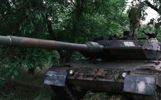 Binh sĩ Ukraine nói về nỗi ám ảnh lớn nhất khi ra trận trên xe tăng Leopard 2
