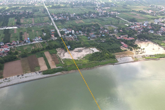 Toàn cảnh vị trí quy hoạch xây cầu vượt sông Hồng nối huyện Duy Tiên - Hà Nam với TP Hưng Yên
