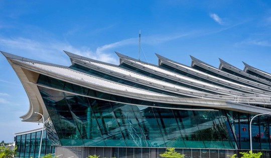 Ấn tượng hình ảnh kiến trúc sân bay 'độc nhất vô nhị' ở Việt Nam