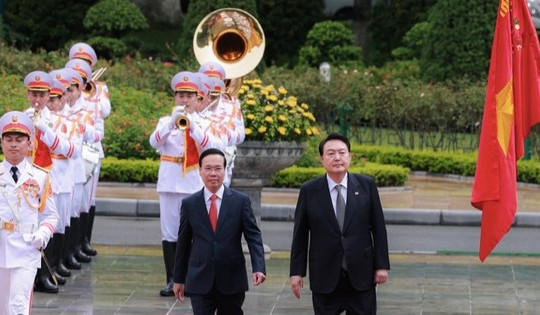 Chủ tịch nước Võ Văn Thưởng chủ trì lễ đón Tổng thống Hàn Quốc Yoon Suk Yeo