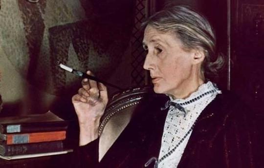 Nhiều giá trị thời đại trong nhật ký của Virginia Woolf