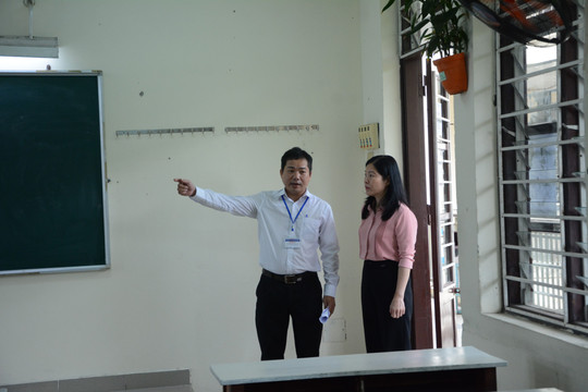Lãnh đạo Sở GD&ĐT Đà Nẵng kiểm tra điểm thi tốt nghiệp THPT