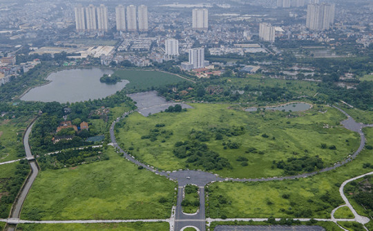 Hình ảnh ngổn ngang tại dự án công viên Chu Văn An - Hà Nội