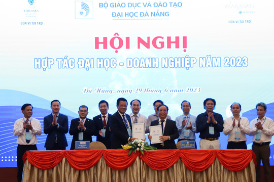 Đại học Đà Nẵng hợp tác với doanh nghiệp đào tạo nhân lực chất lượng cao