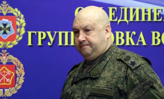 Quan chức Nga bác tin tướng Surovikin đang trong trại tạm giam