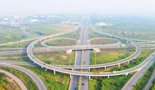 Cấp tốc chuẩn bị đất đắp nền xây dựng cao tốc Biên Hoà - Vũng Tàu