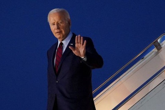 Tổng thống Biden đến Anh, bắt đầu chuyến công du đáng chú ý